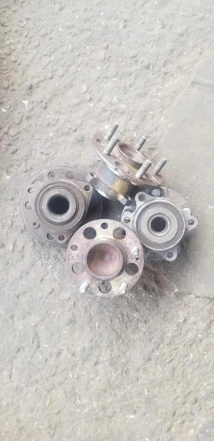Home Used Free Hub Bearing Pair for All Cars Available