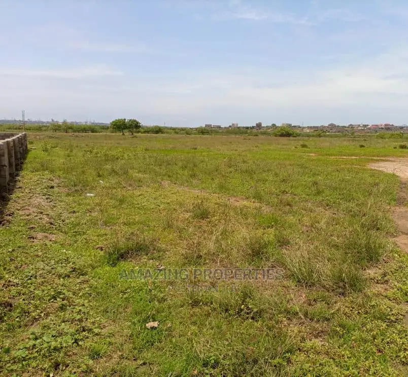 5000 Acres of Land at Akuse