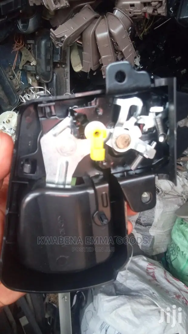 Toyota Corolla, Yaris and Camry Boot Locker 2000 to 2018