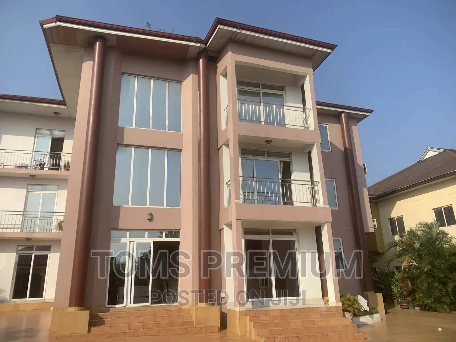 Furnished 2bdrm Apartment in Adjiriganor, East Legon for rent