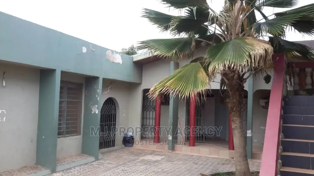 24 Bedroom House Around Gimpa
