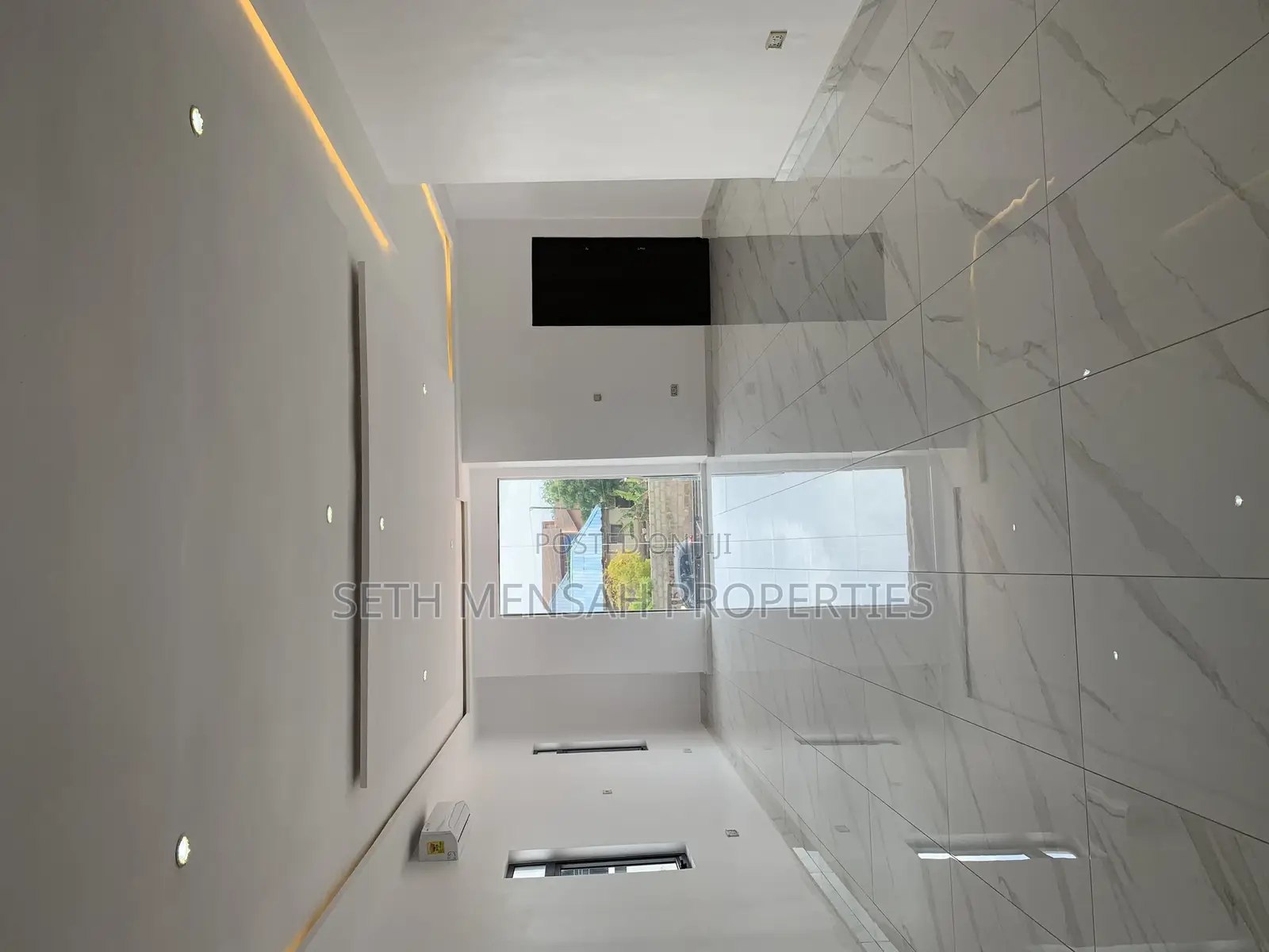 4bdrm House in 4 Bedroom House For, East Legon for Sale