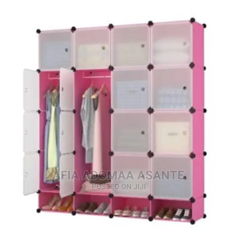 20 Cubes Plastic Wardrobe