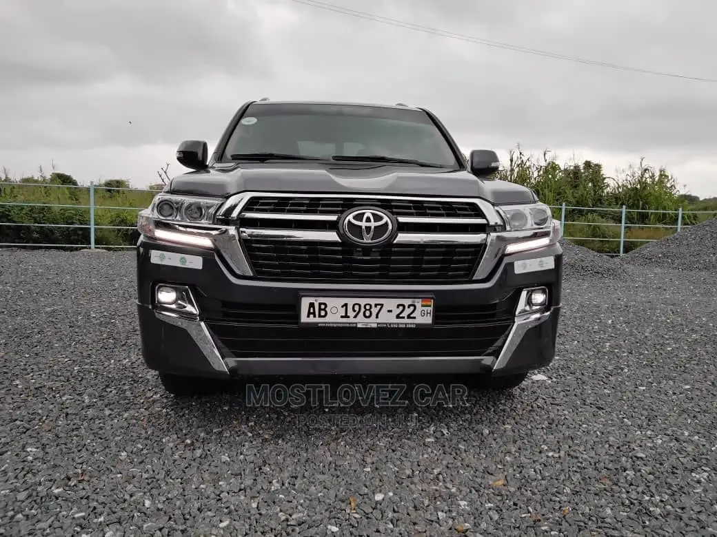 Car Rental Landcruiser V8 for Rent in Accra,Weddings, Tour ,