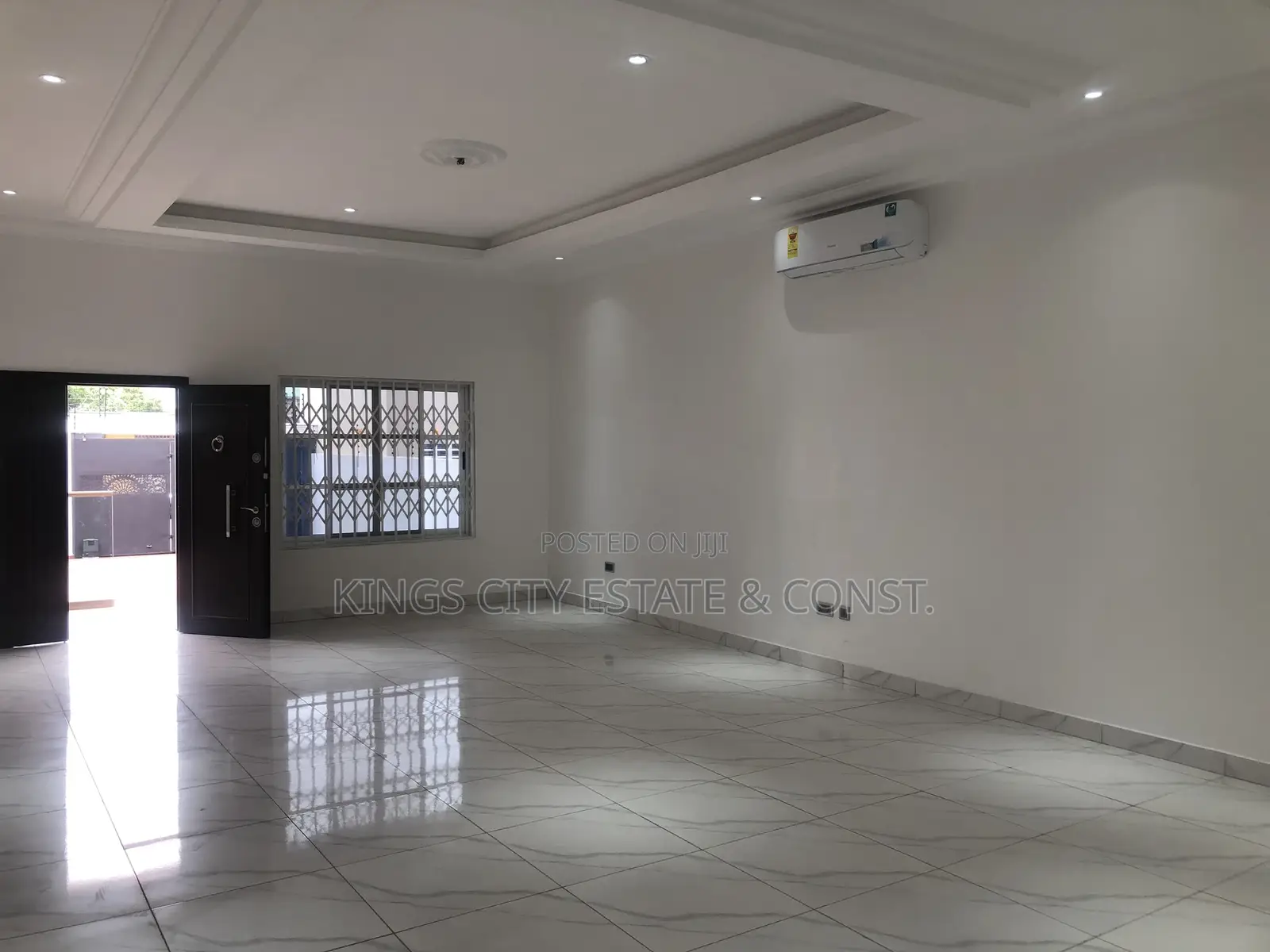 4bdrm House in Taifa Rd, Pokuase for sale
