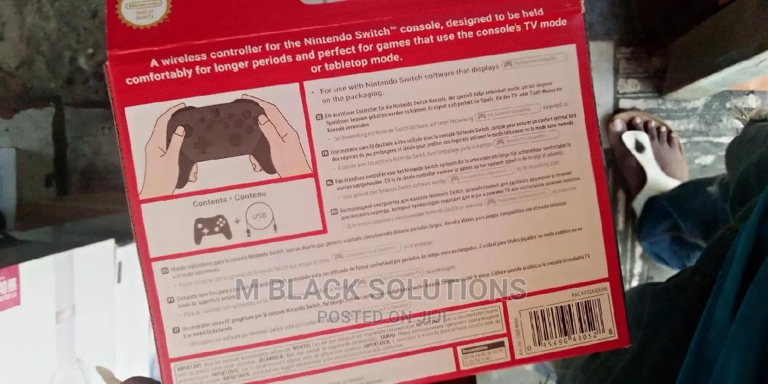 Nintendo Switch Pro Controller