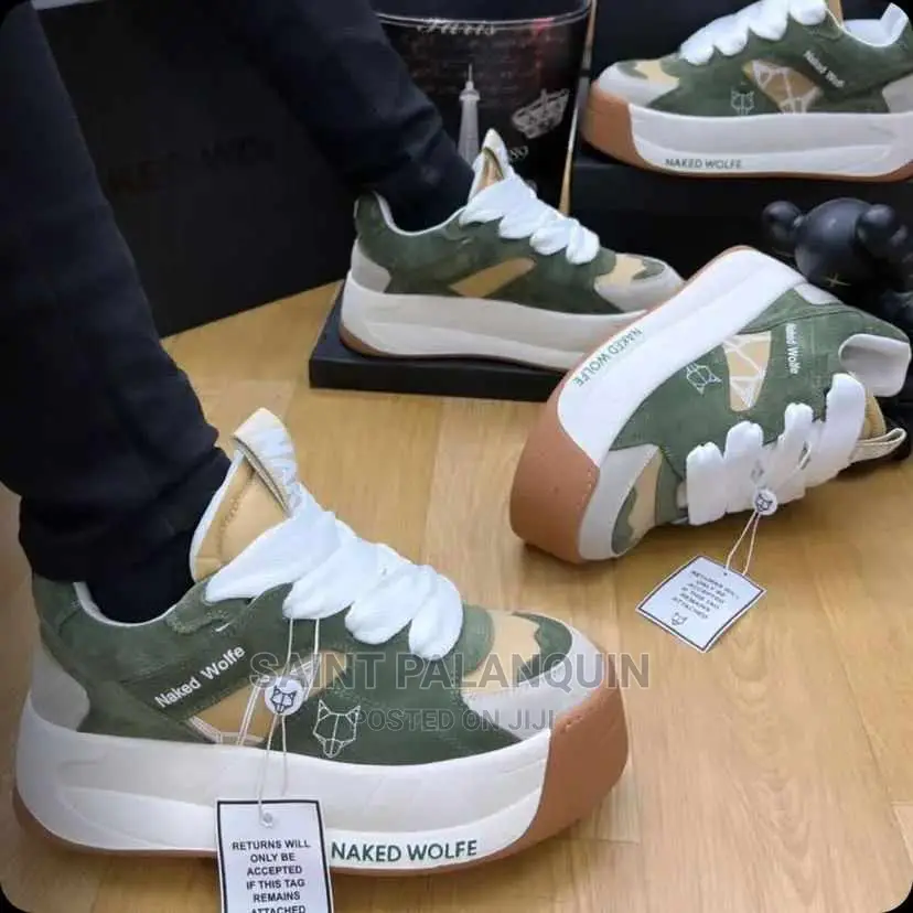 Naked Wolf Sneaker