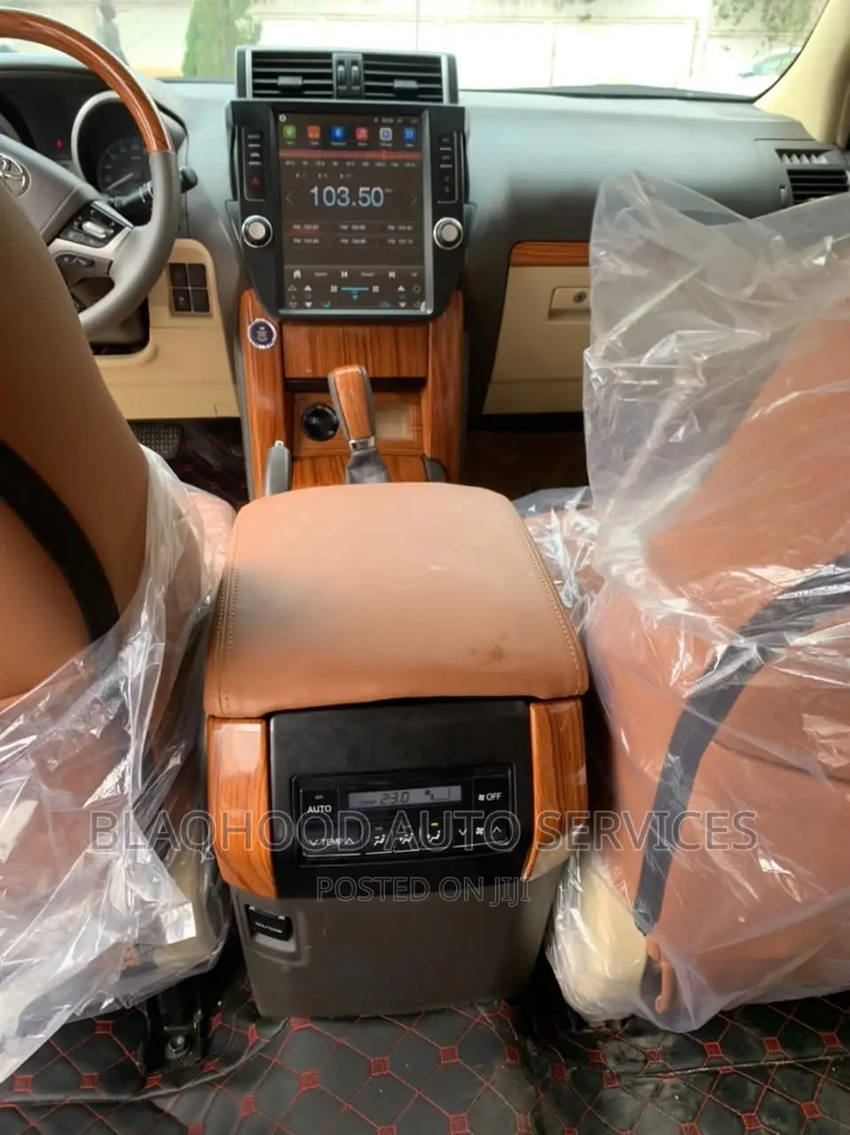 Leather Upholstery for Land Cruiser Seats/Floor/Door Card
