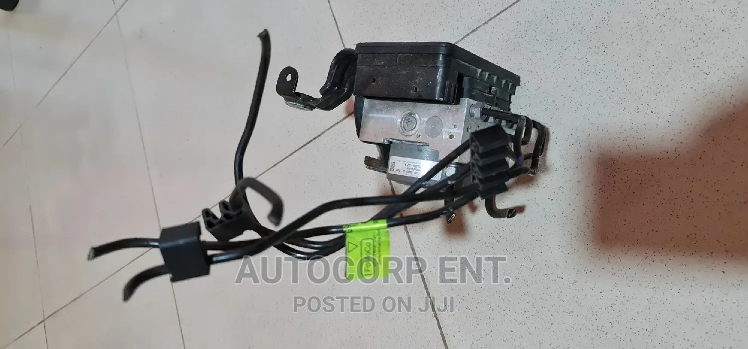 2013 - 2020 Ford Fusion ABS Assembly