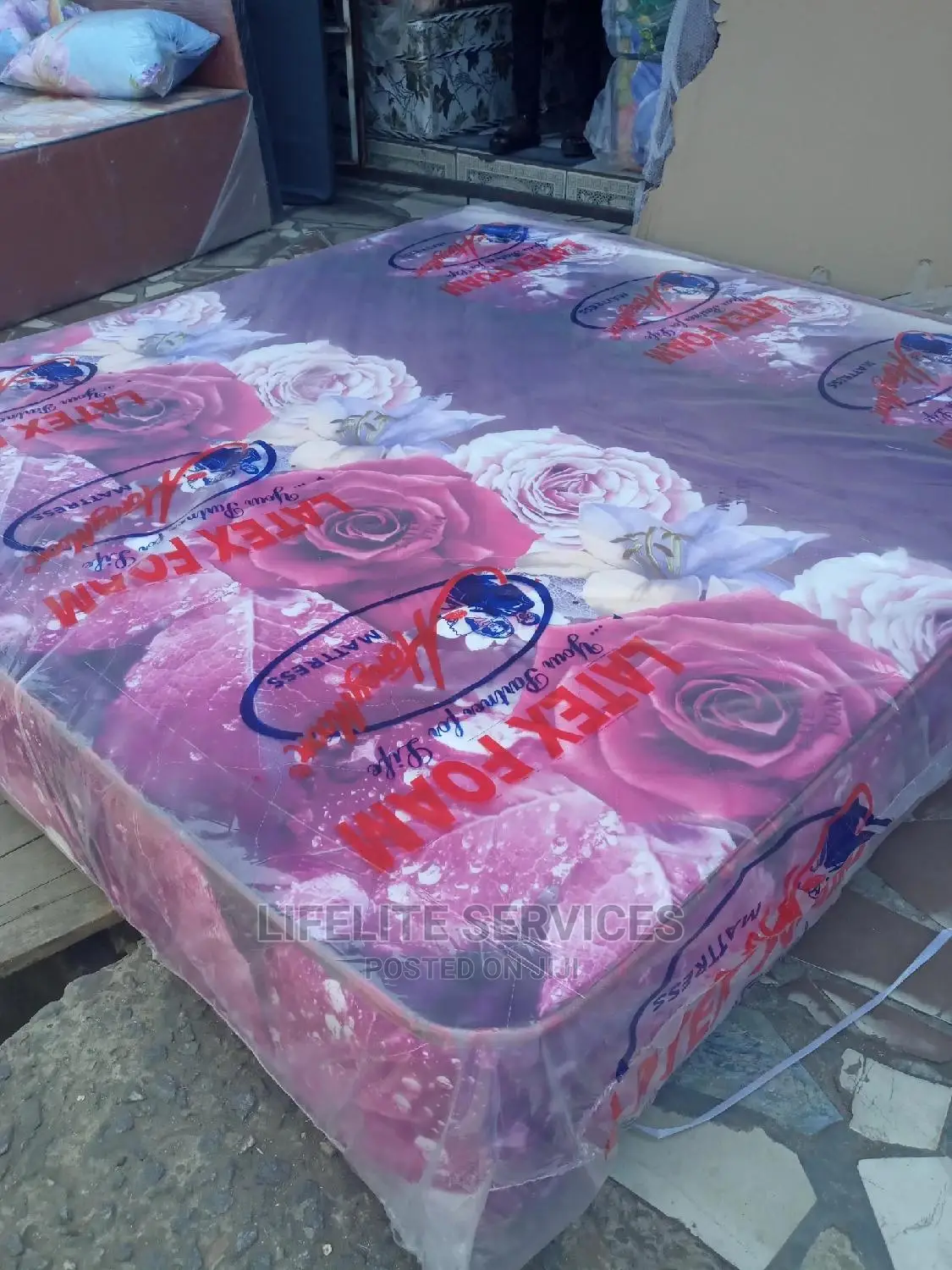 Queen Mattress^10inches(Latex Foam)