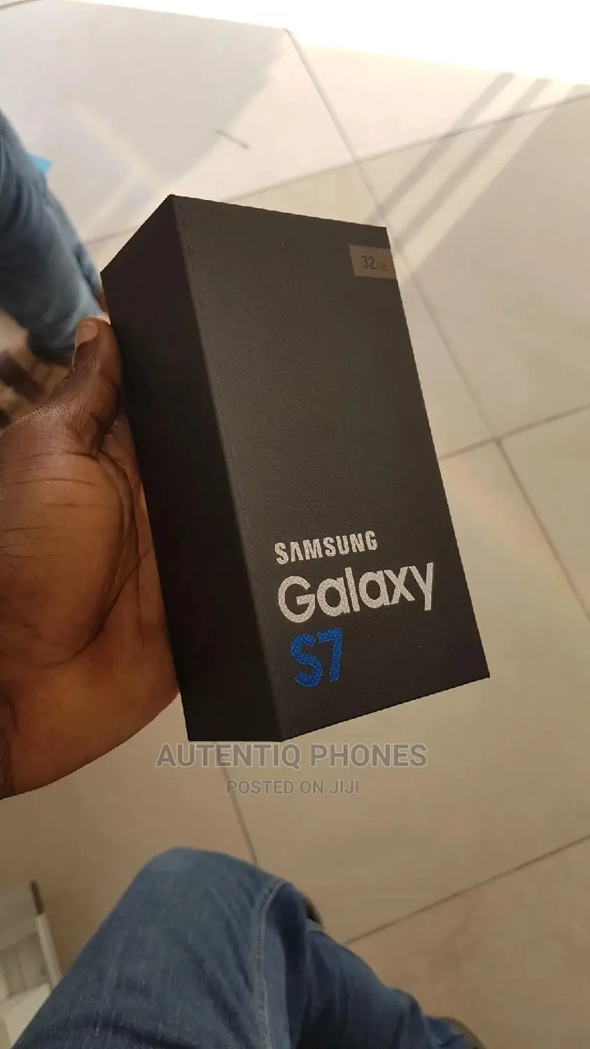 New Samsung Galaxy S7 32 GB Gold