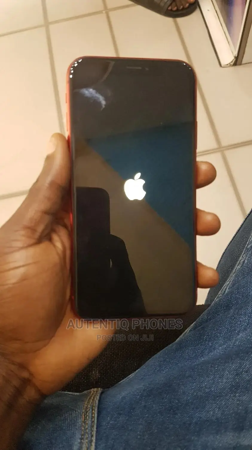 Apple iPhone XR 128 GB Red