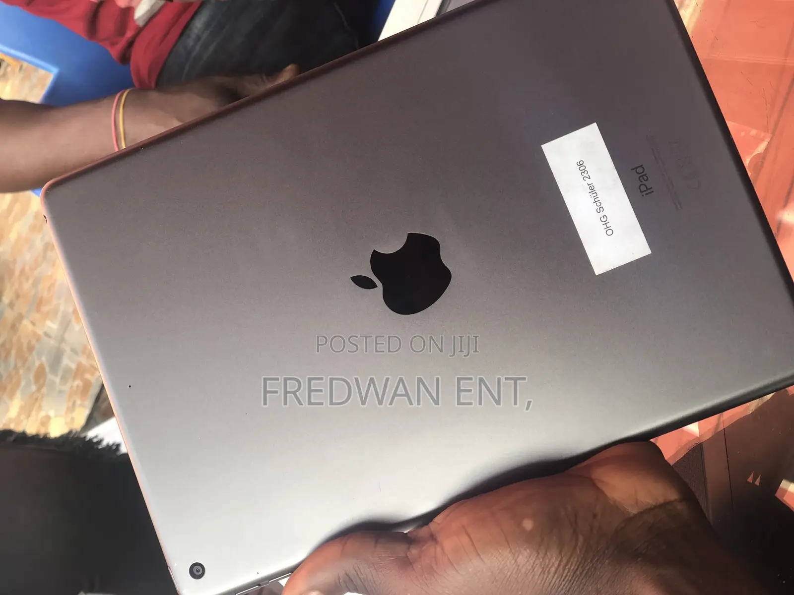 Apple iPad Air (2020) 32 GB Gray