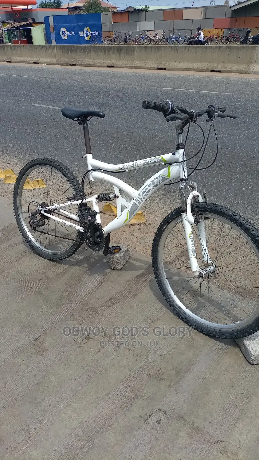 White Bounce Bike