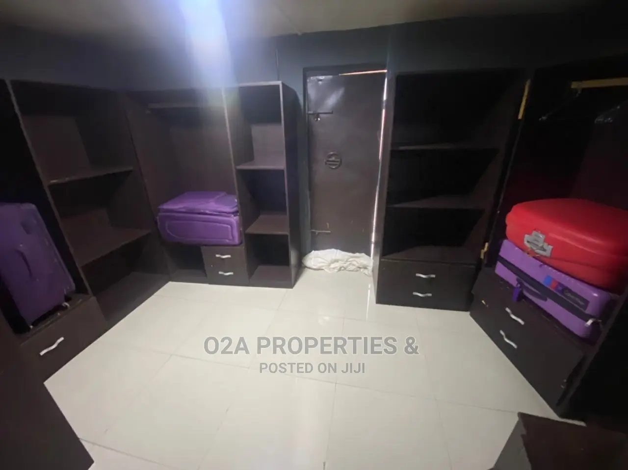 4bdrm House in Junction Mall Area for Sale