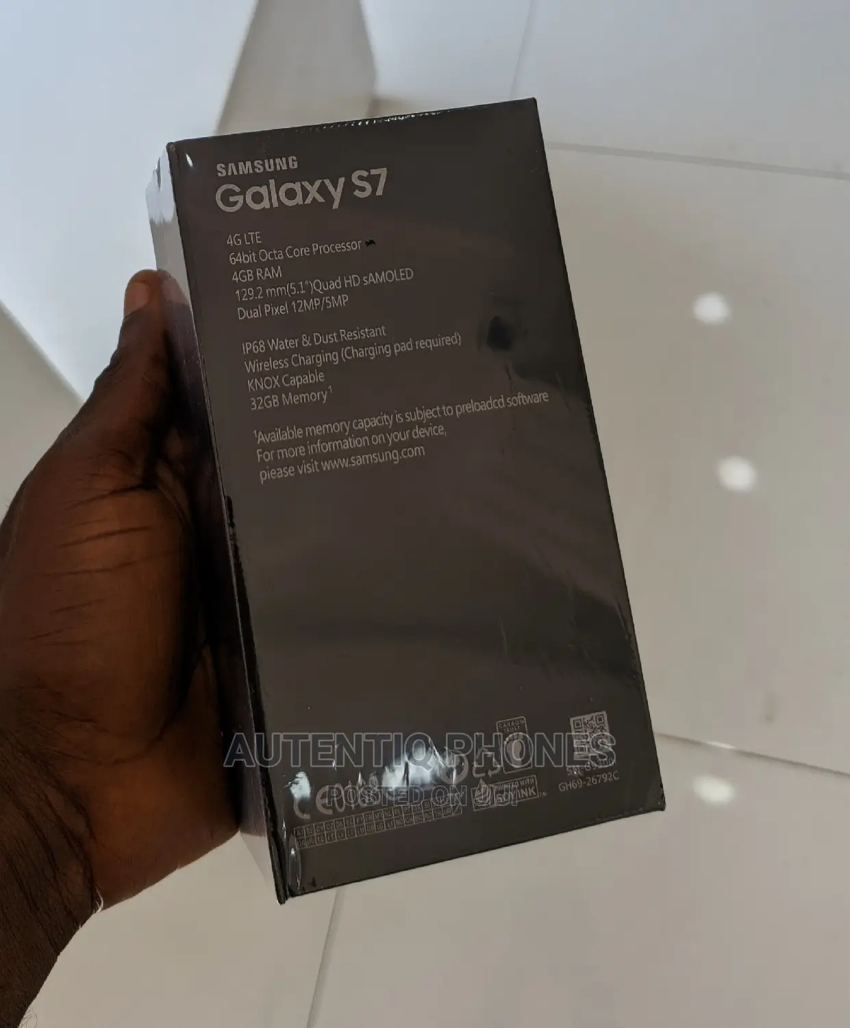New Samsung Galaxy S7 32 GB Gold