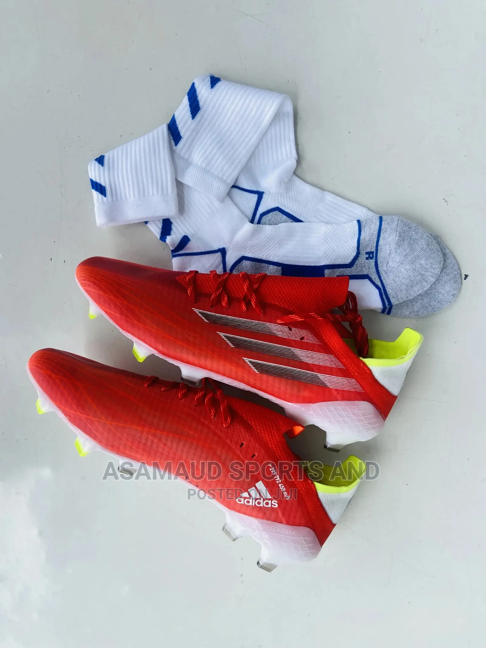Original Football Boot Fresh in Box at Cool Price
