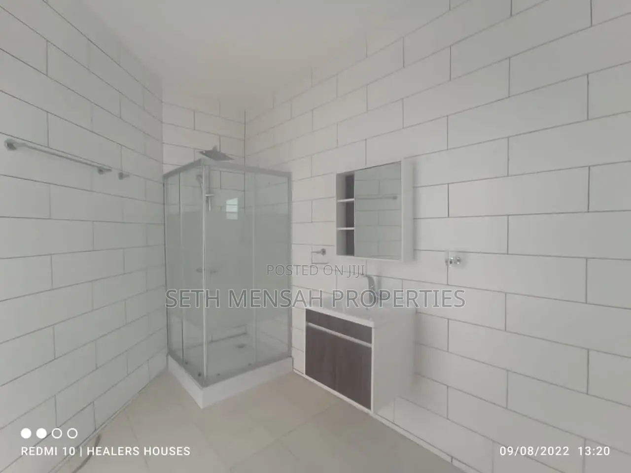 4bdrm House in 4 Bedroom House for for Sale