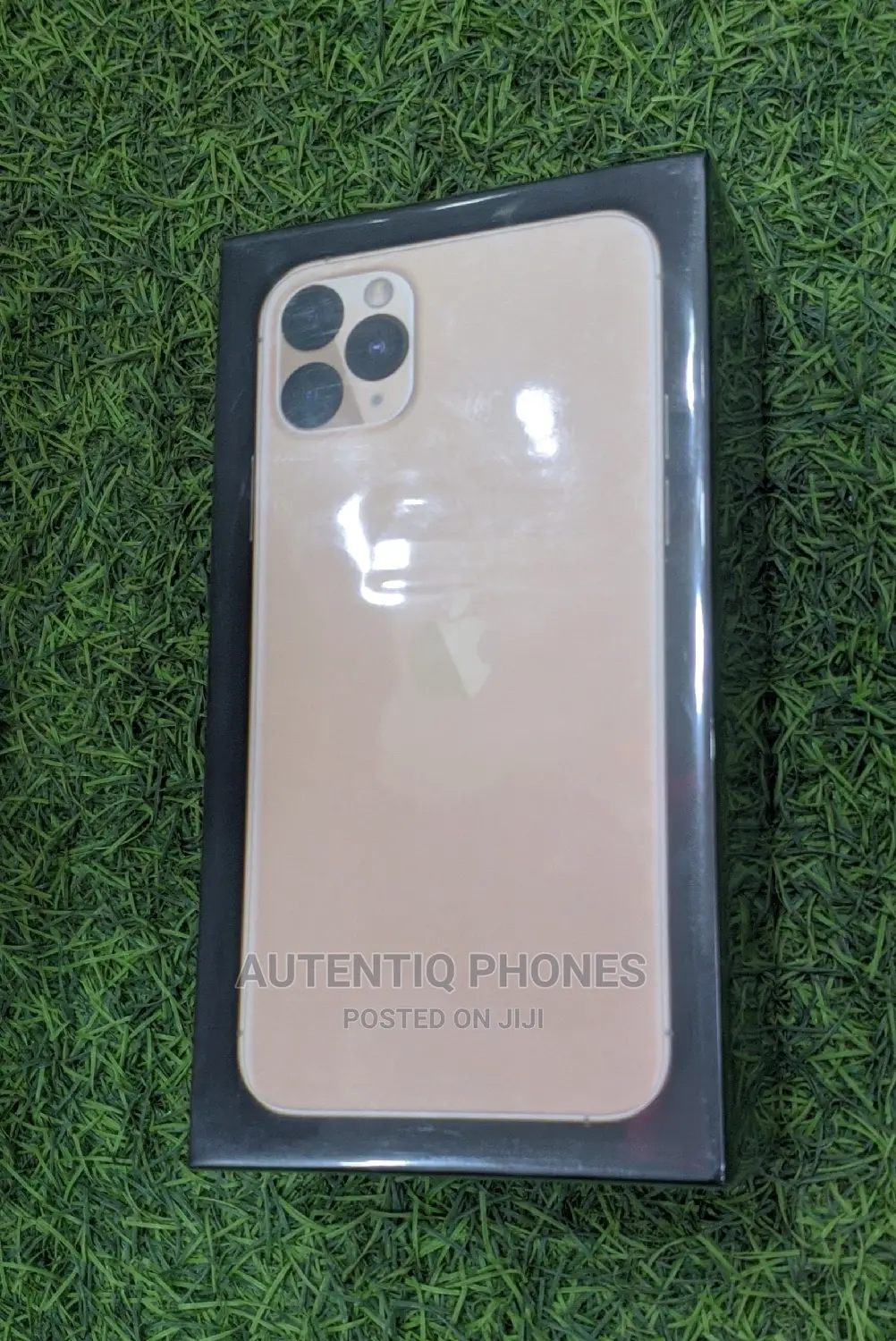 New Apple iPhone 11 Pro Max 256 GB