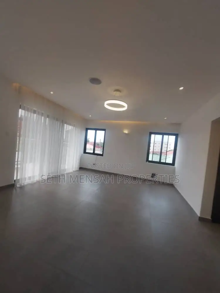 3bdrm House in 3 Bedroom House for for Sale