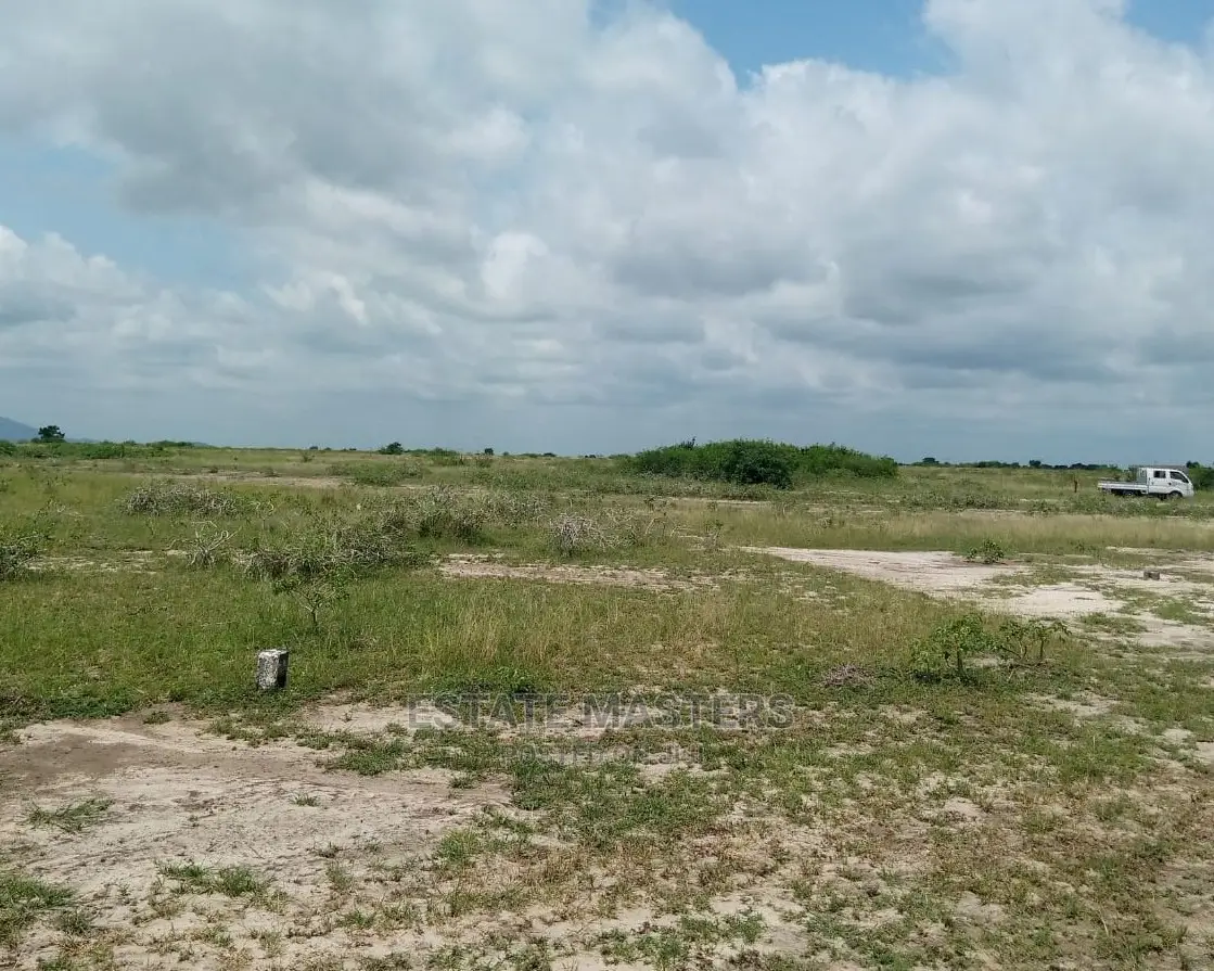 Structured and Classic Lands for Sale