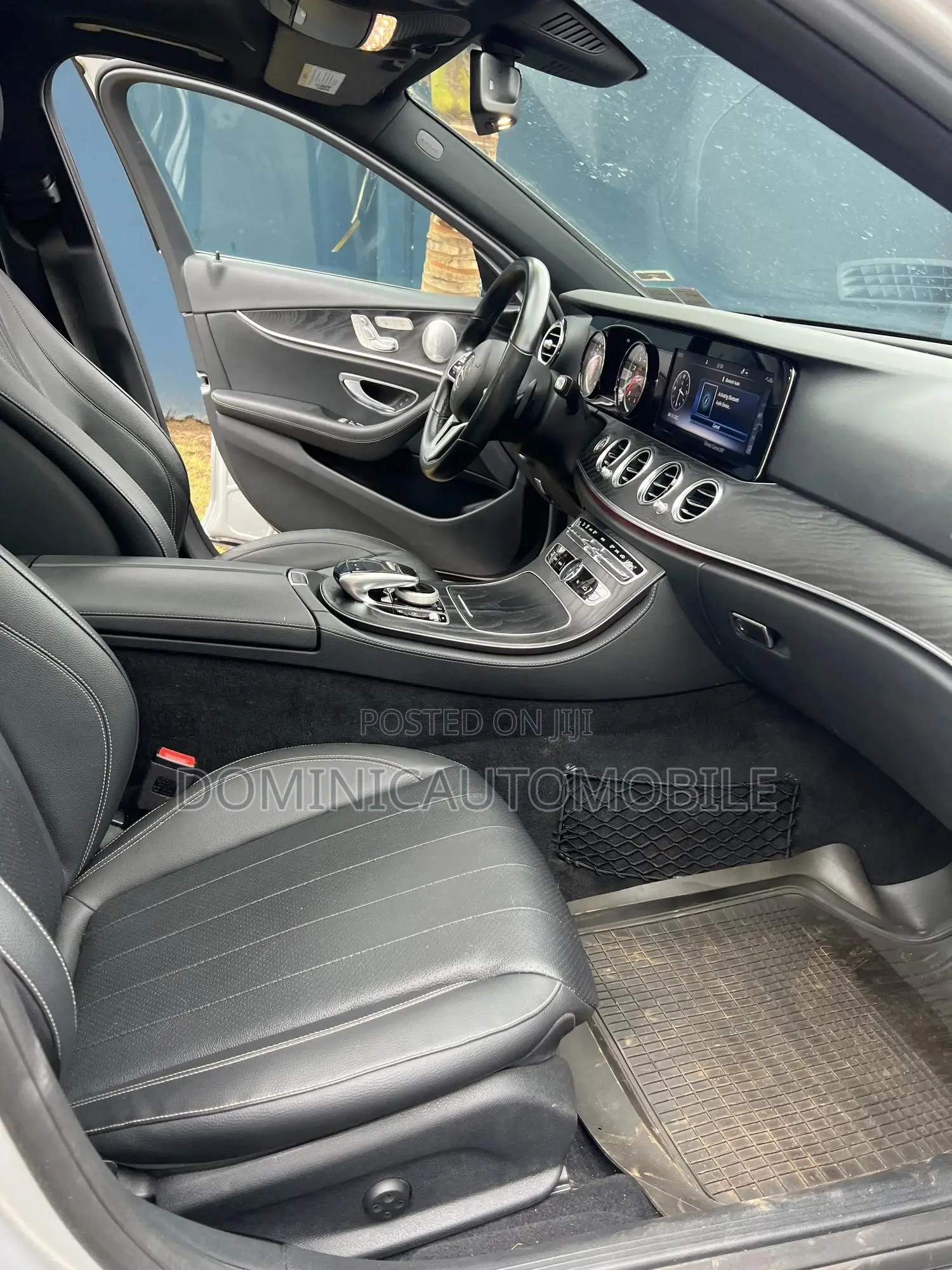 Mercedes-Benz E300 2019 Silver