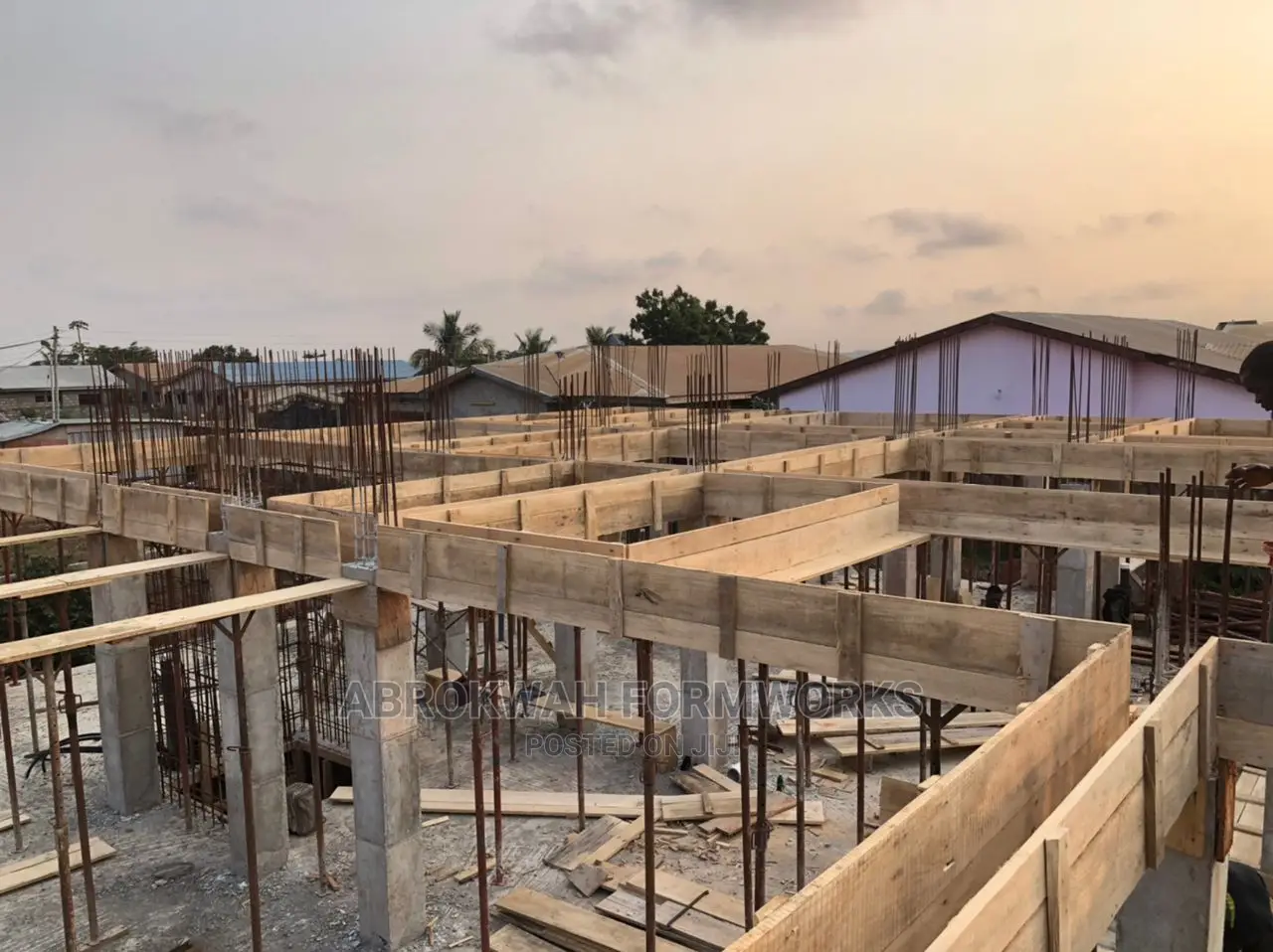 Wood/Metals/Beams/2by4/Slab/Decking/Bamoo/Formwork/Carpenter