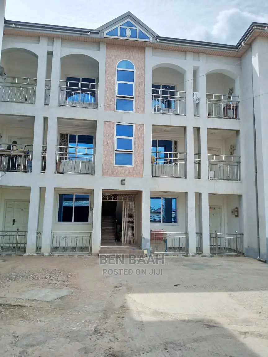 1bdrm Block of Flats in Ben Properties, Pillar 2 for rent