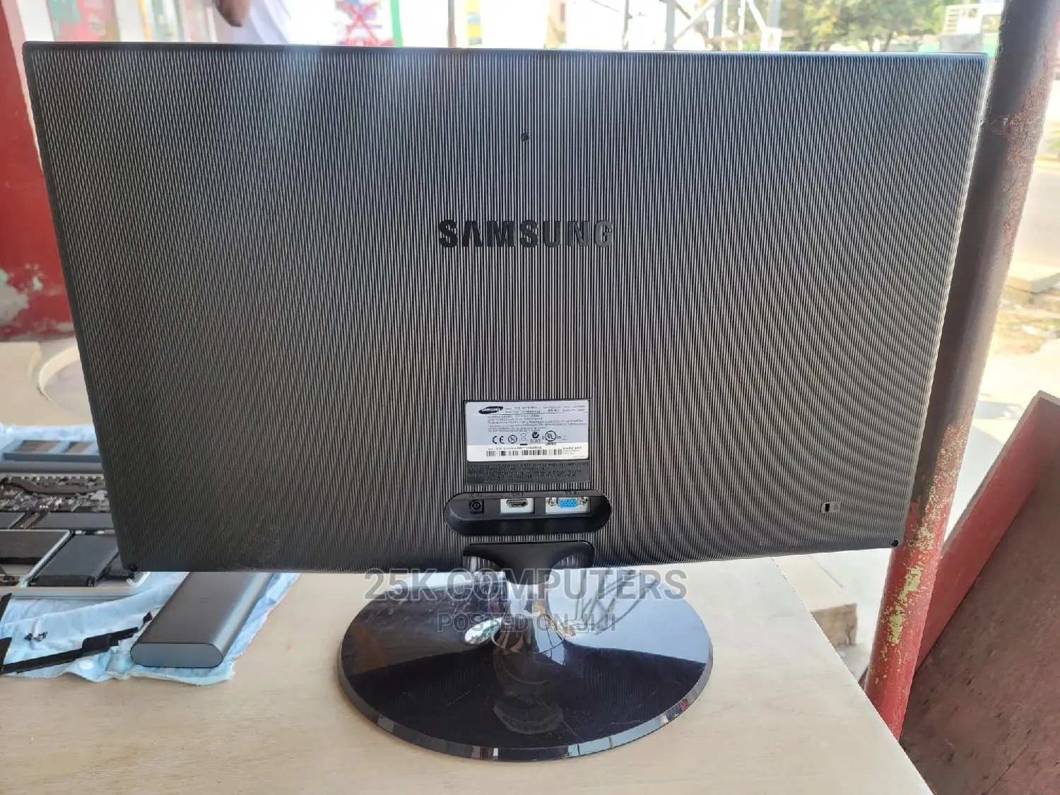 27-Inch FHD Monitor
