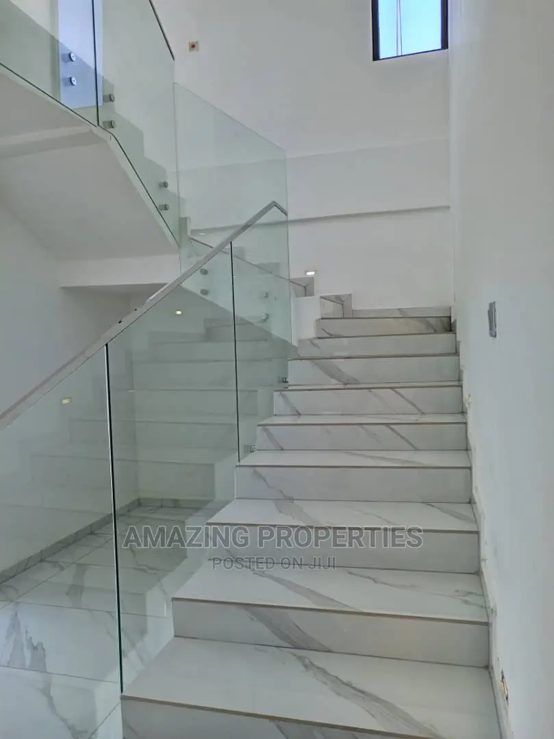 4bdrm House in East Legon for Sale