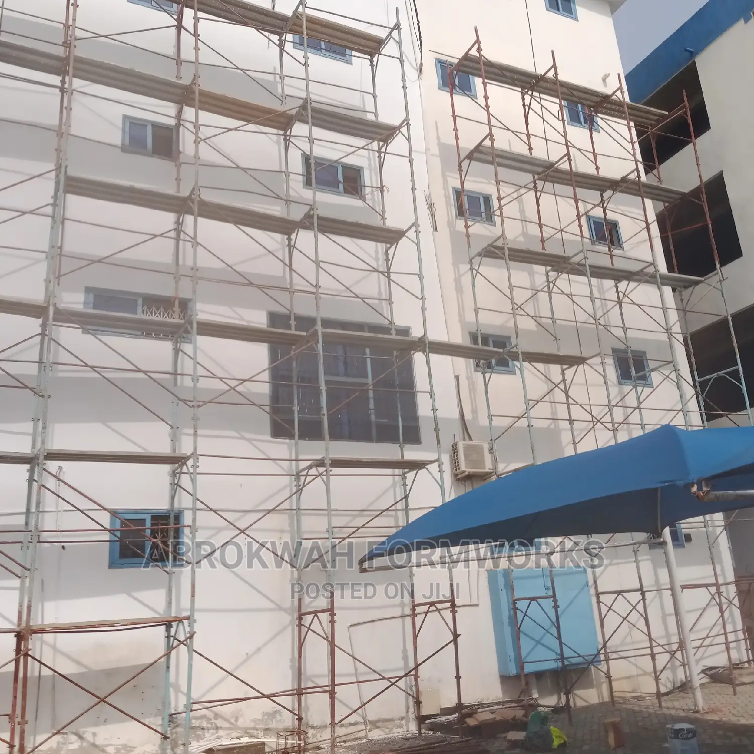 Scaffolds/Rent/Italian Scaffolds