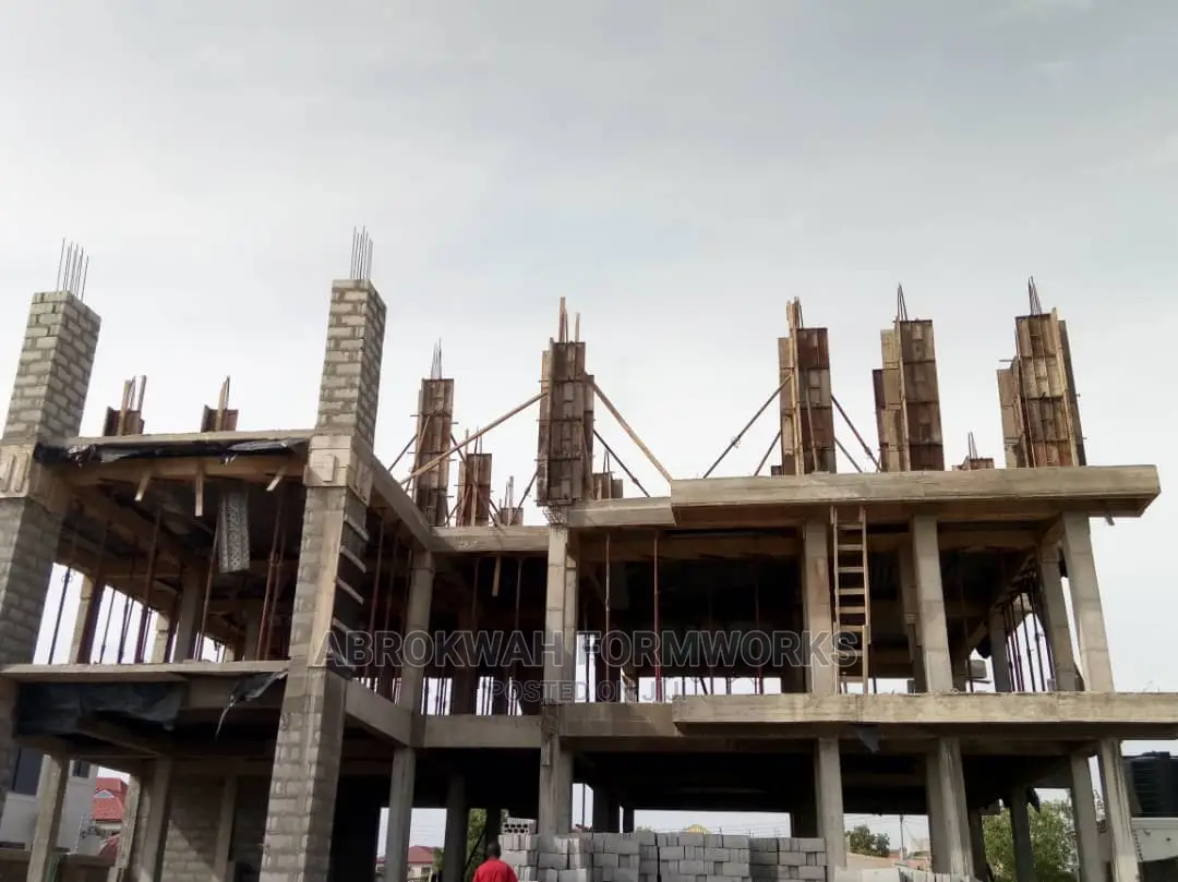Scaffolds/Rent/Italian Scaffolds
