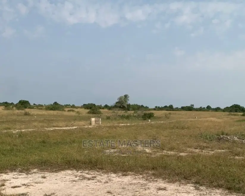Smashing and Dope Registered Lands