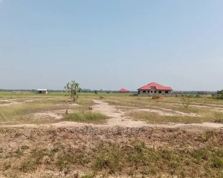 Superlative and Perfect Lands for Sale