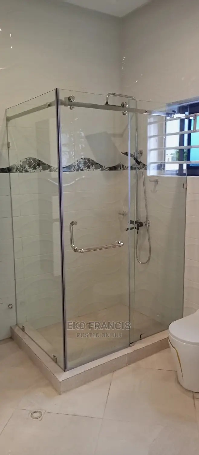 Shower Screen