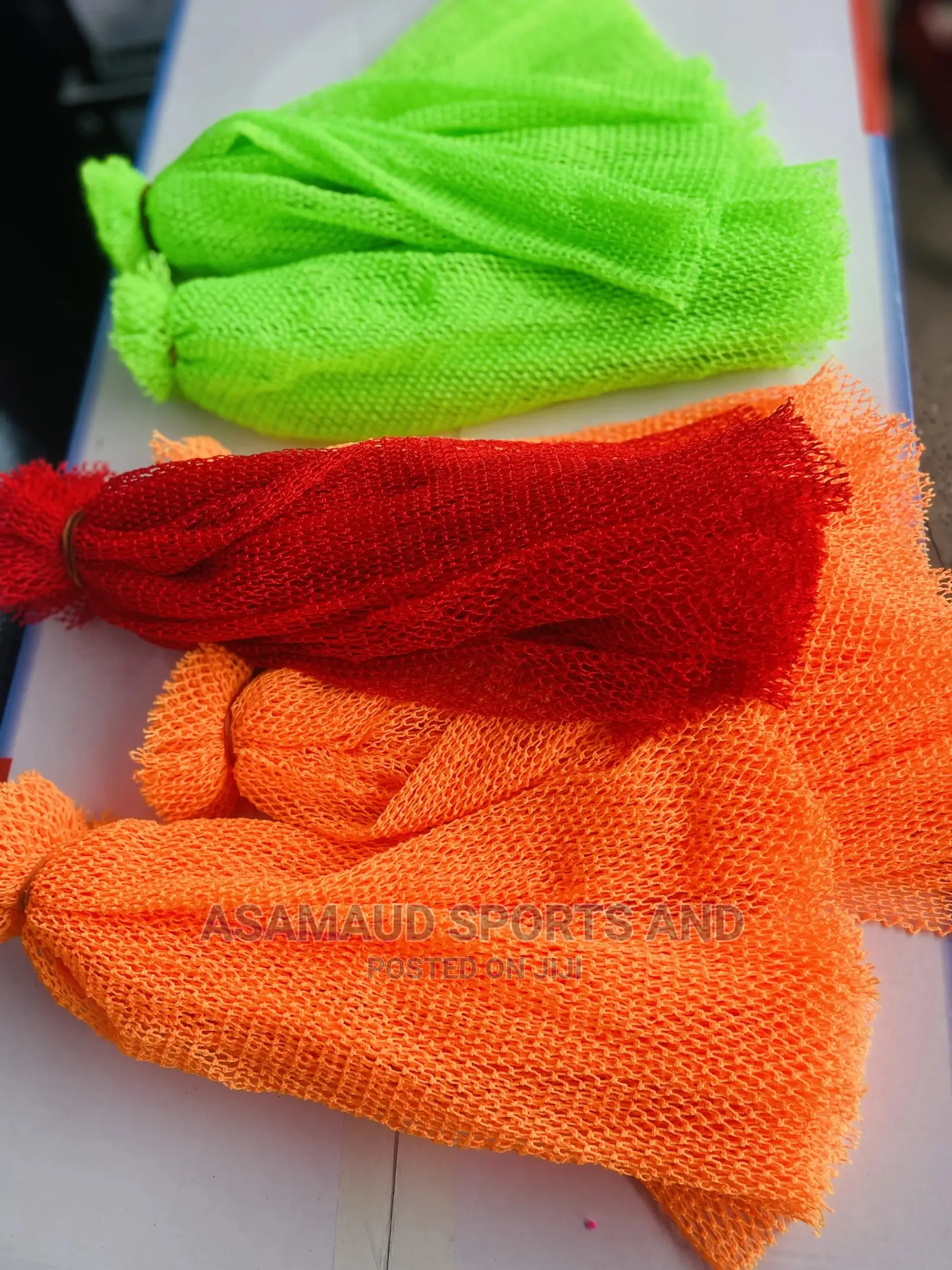 Original Medium Size Sponge at Cool Price