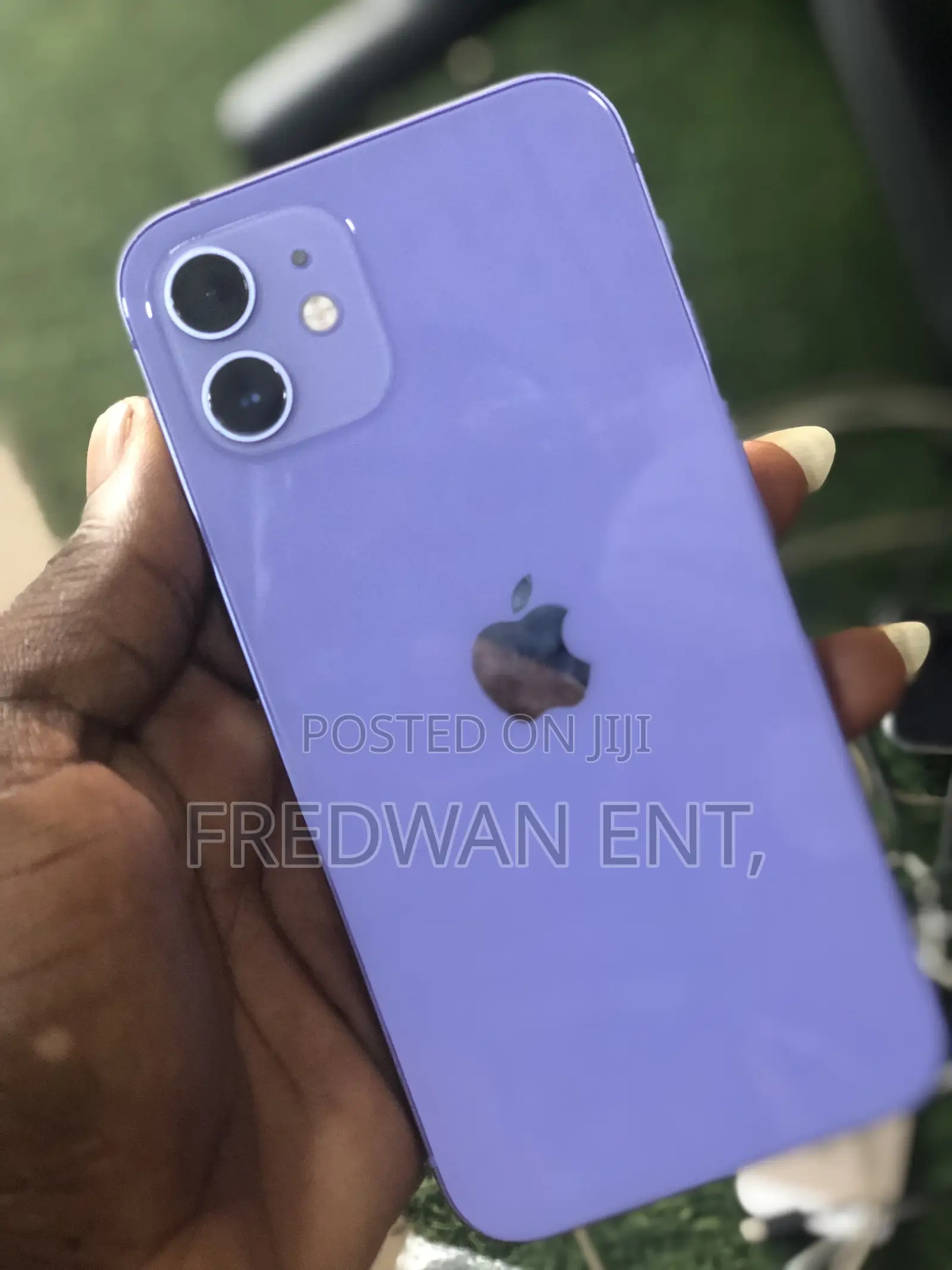 Apple iPhone 12 64 GB Purple