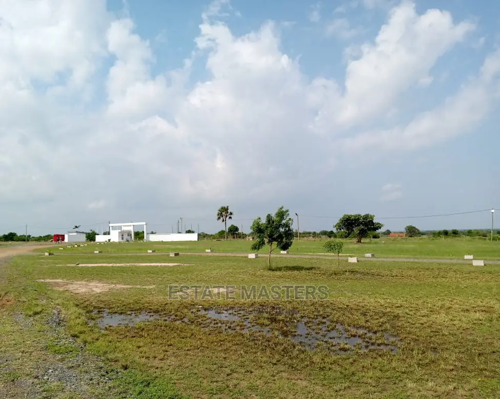 Splendid and Exclusive Estate Lands