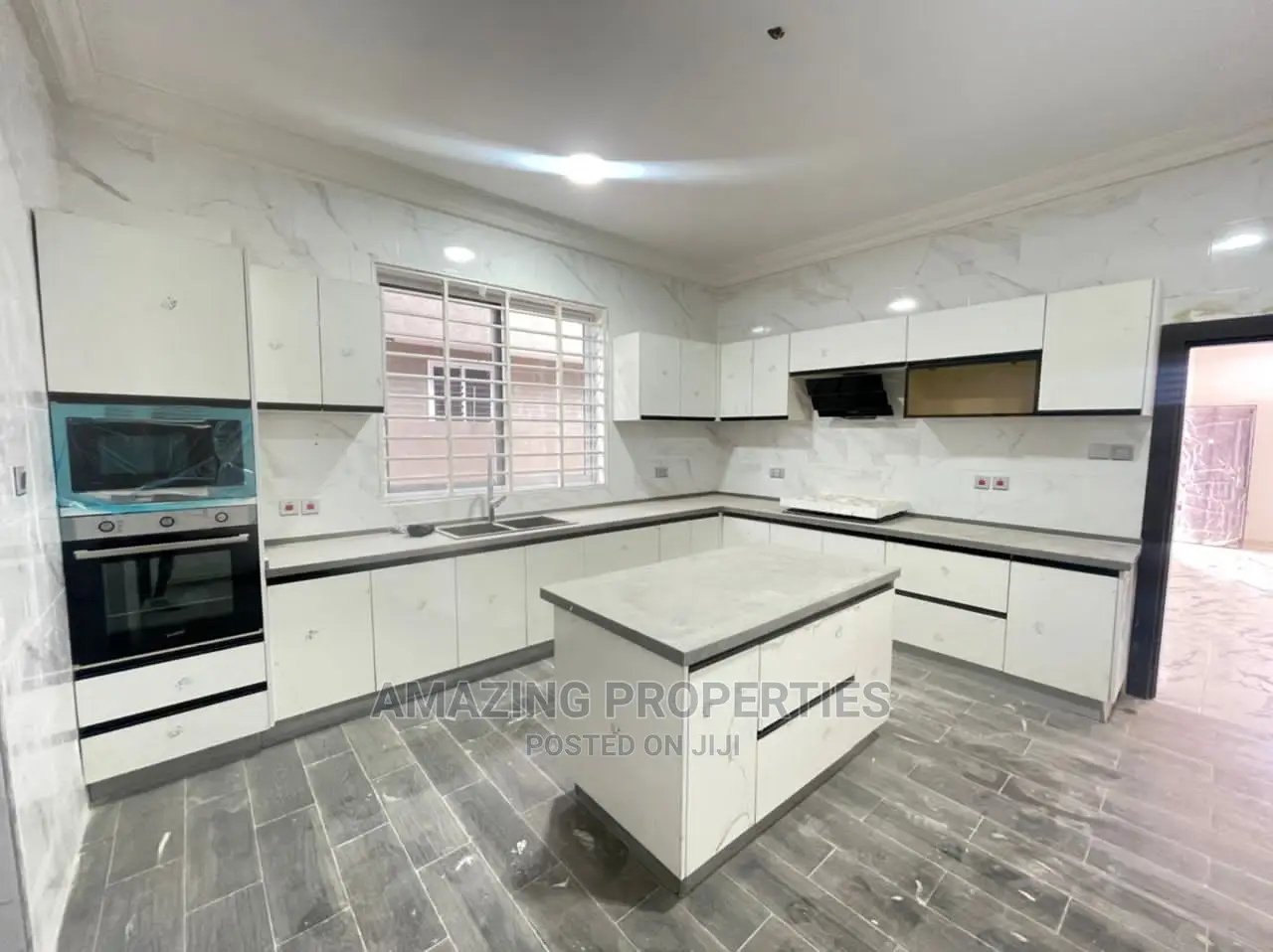 4bdrm House in Spintex for Sale