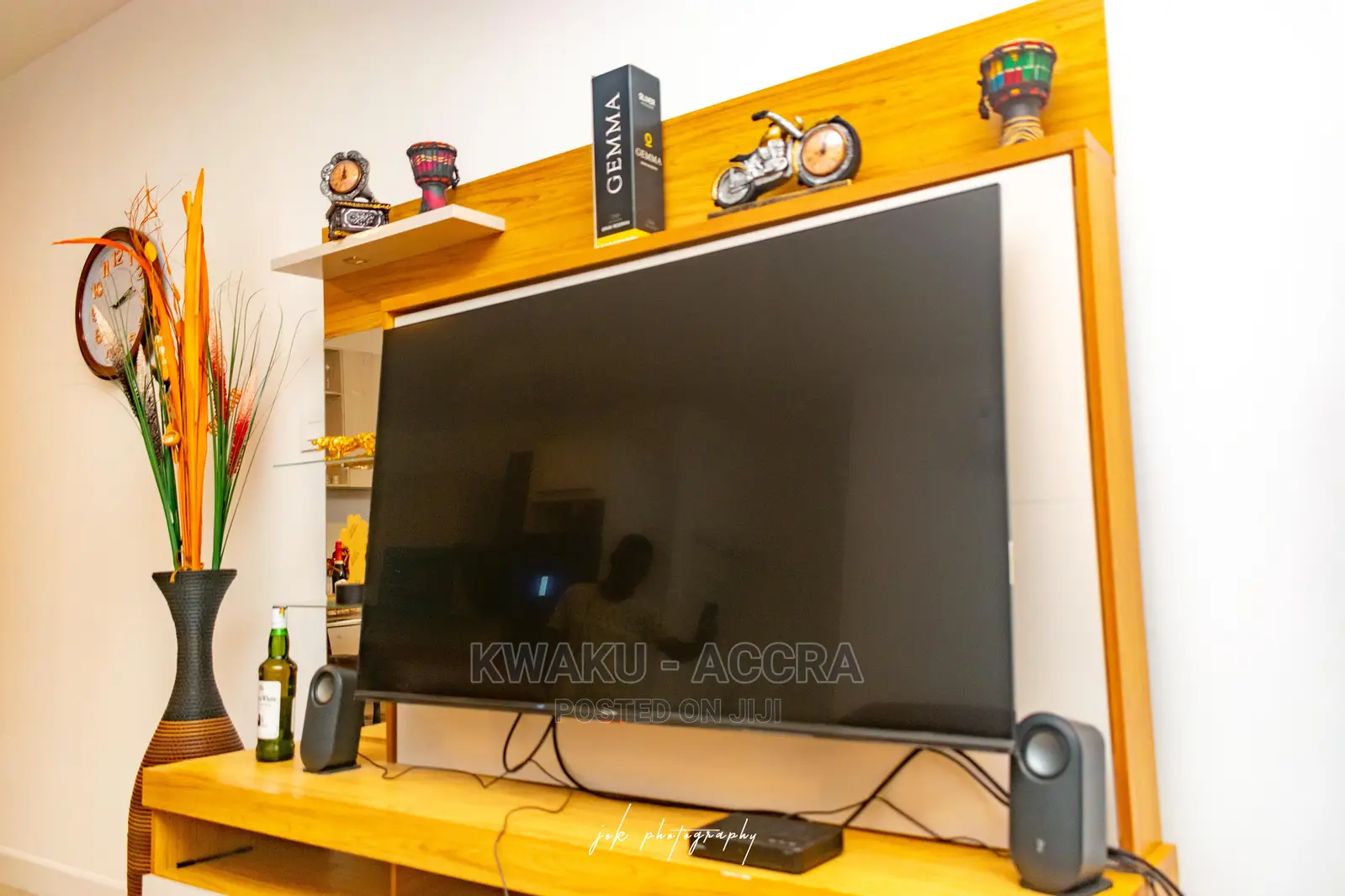 Furnished 2bdrm Apartment in Pool, Gym, Work Desk for rent