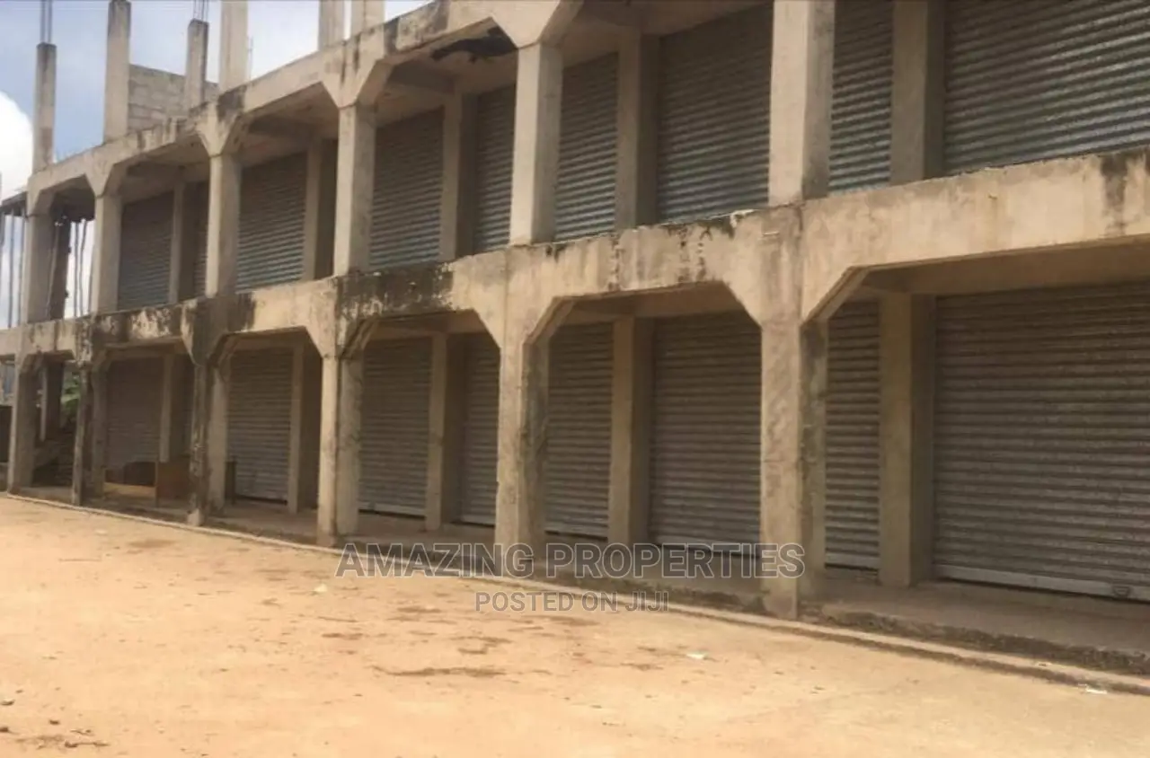 22 Shops for Sale at West Hills Mall Area