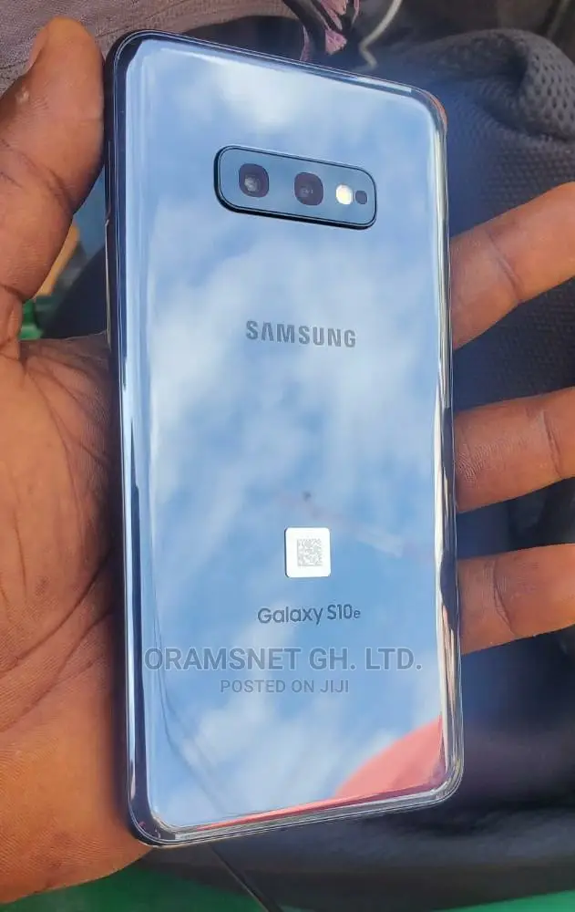New Samsung Galaxy S10e 128 GB Bronze