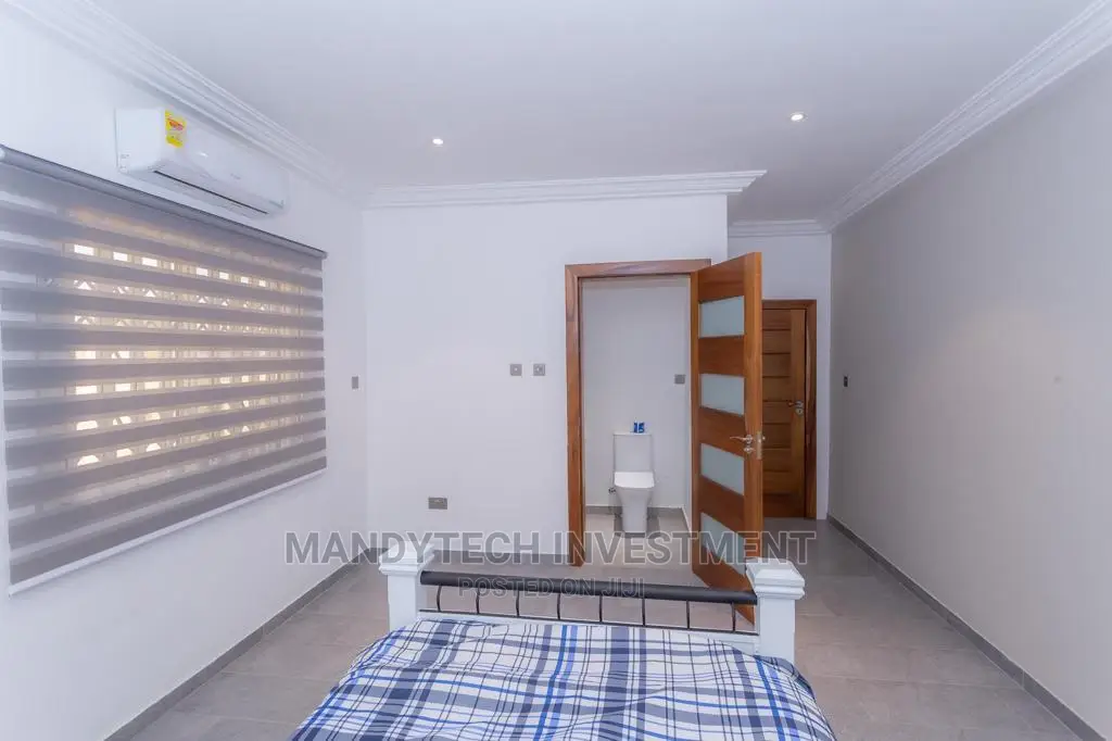 Furnished 5bdrm Mansion in Pokuase for Sale
