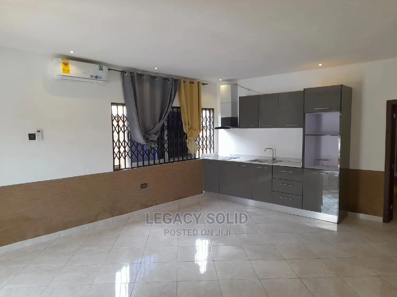 Furnished 2bdrm Apartment in Legacy Solid Real, Ledzokuku-Krowor