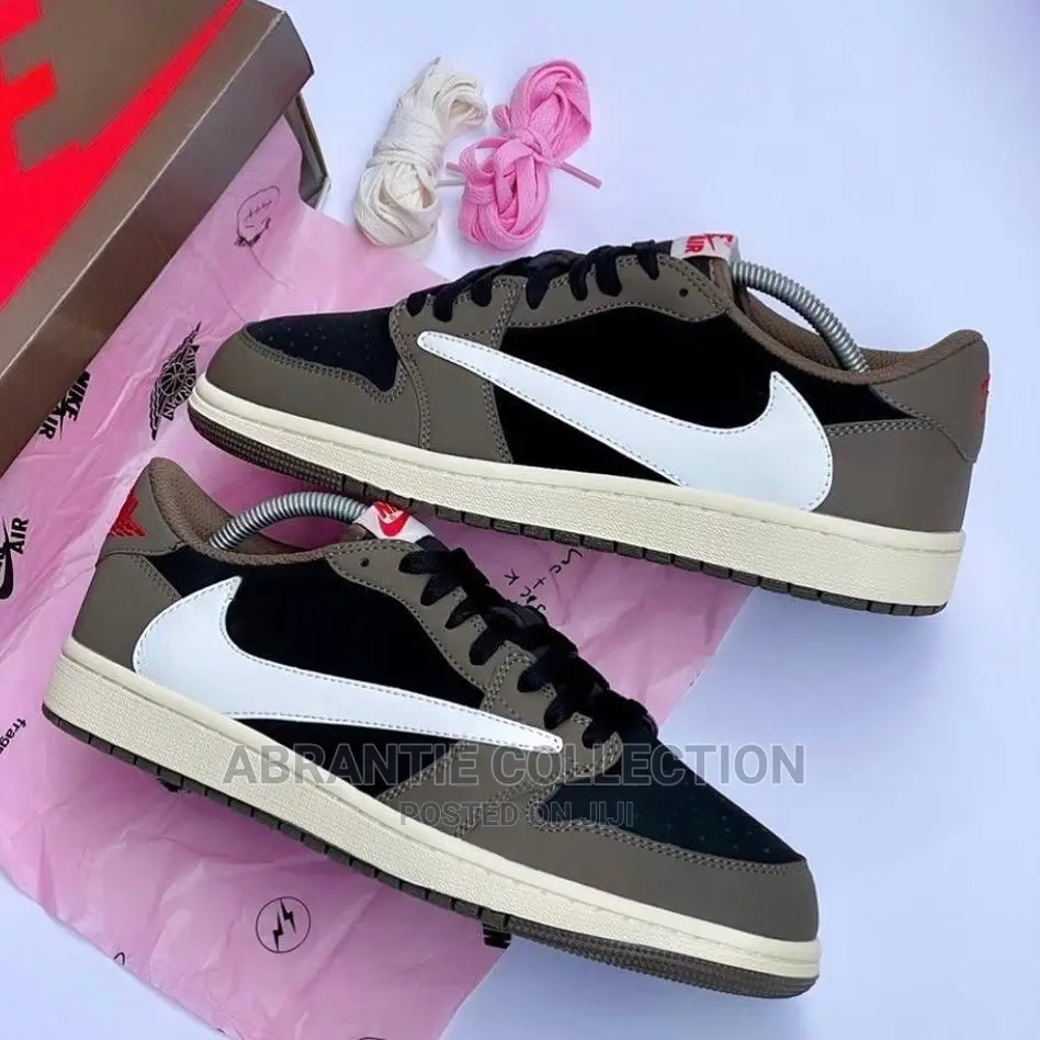 Travis Scott Air Jordan Low 1