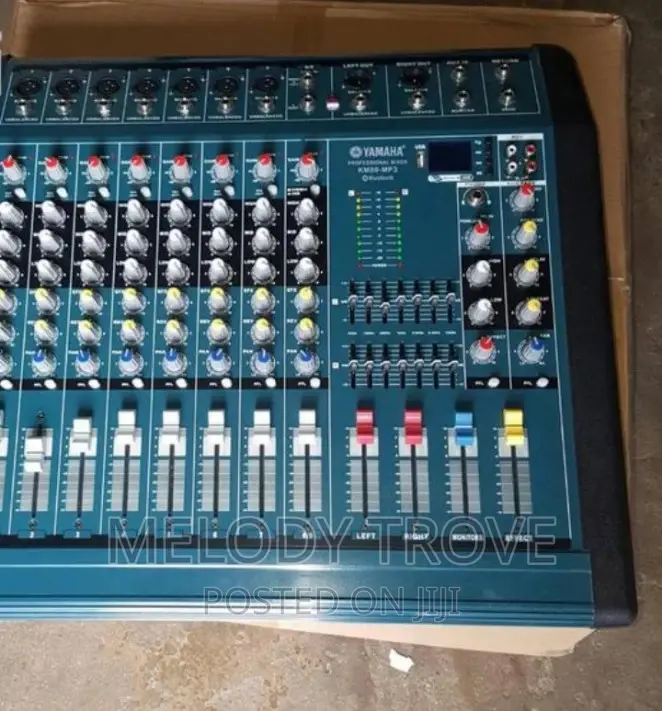 8-Channel Powered Mixer (Yamaha)