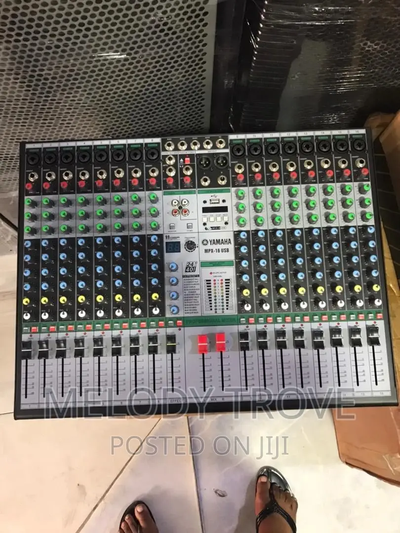 Yamaha MPX-16 Usb Raw Mixer Console