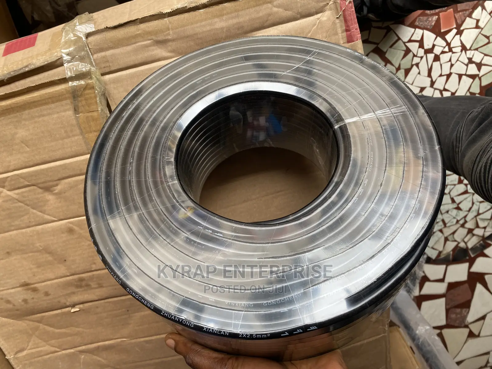 Speaker Cable 2 in 1 Coil