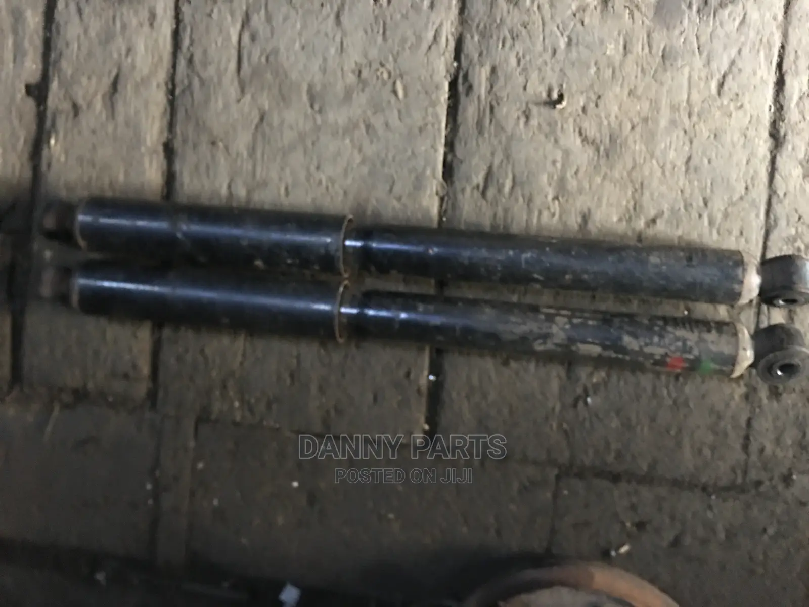 Dodge Ram 2008 Back Shock Absorbers