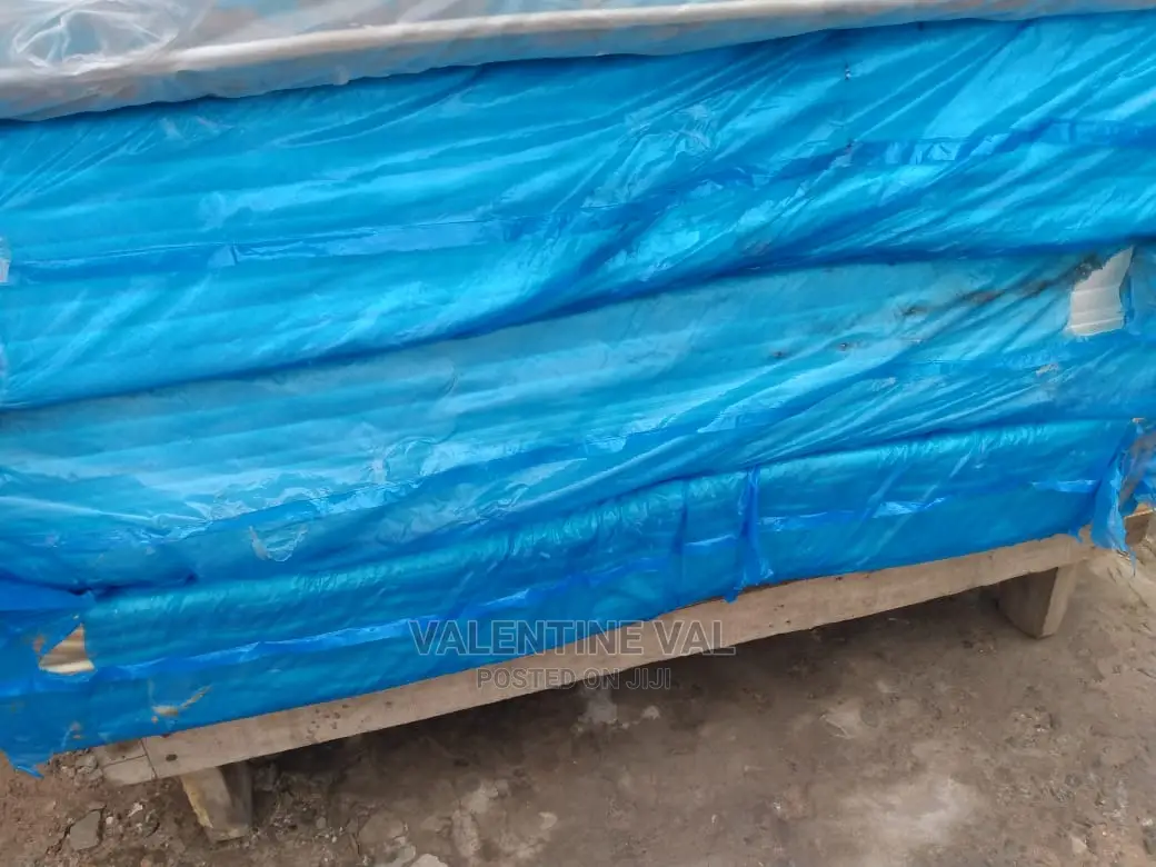 Double Bed Size Mattrass 10 Inches